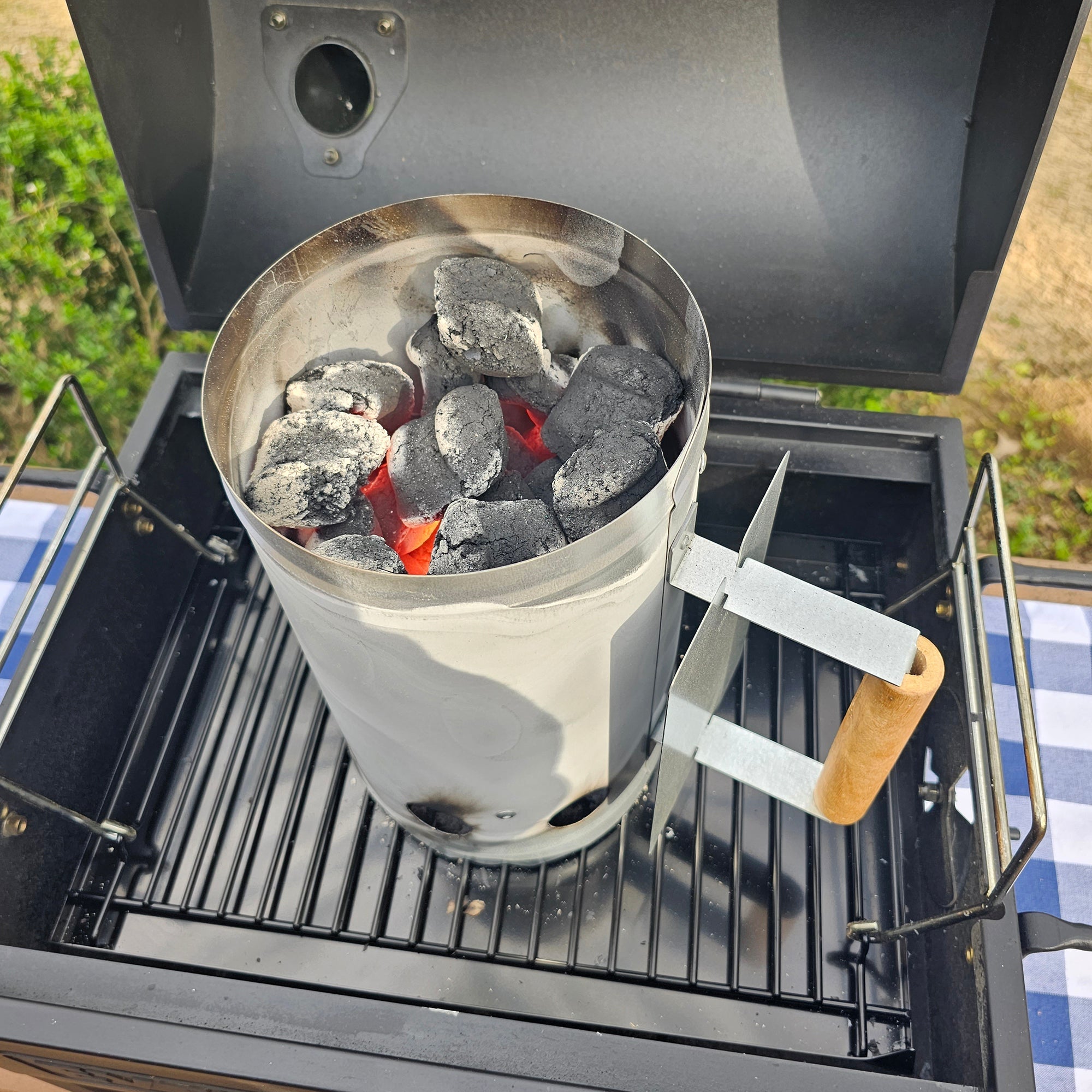 Cooking How Do I Know When My Coals Are Ready Charcoal Chimney